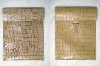 ワニ型押し書類入れ